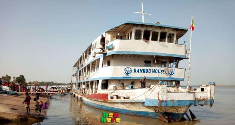 mopti tombouctou voyager bateau Bateau Kankou Moussa Diré Mali Benbere