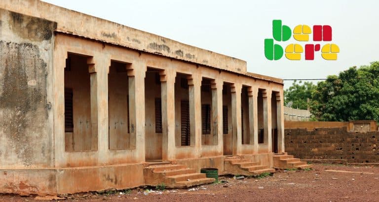 abus sexuels ecole mali Lycée_public_classe_cours_Bamako_Mali