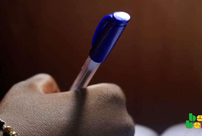 Examens de fin d’année :  l’encre sèche des « stylos magiques »