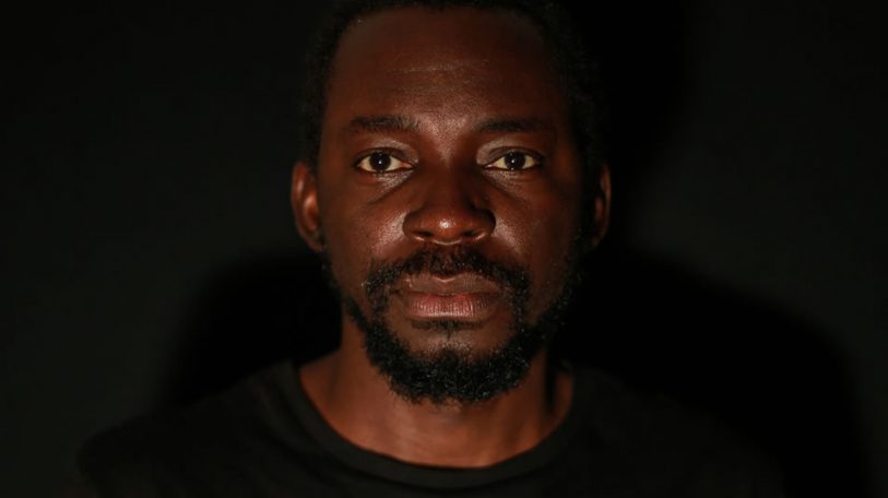 John Kalapo, photographe malien, confiné dans une galerie française