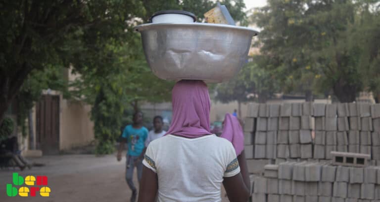 À Bamako, le parcours de galère des saisonnières originaires de Baguineda