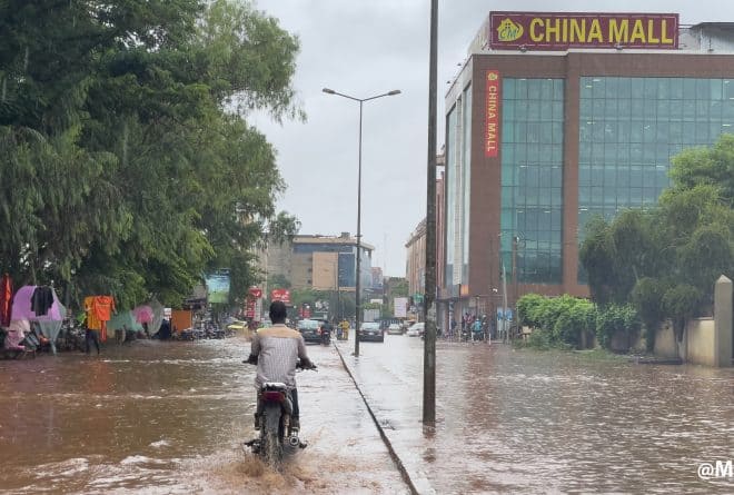 #NeTuonsPasNosFleuves : à Bamako, faire face au drame des inondations