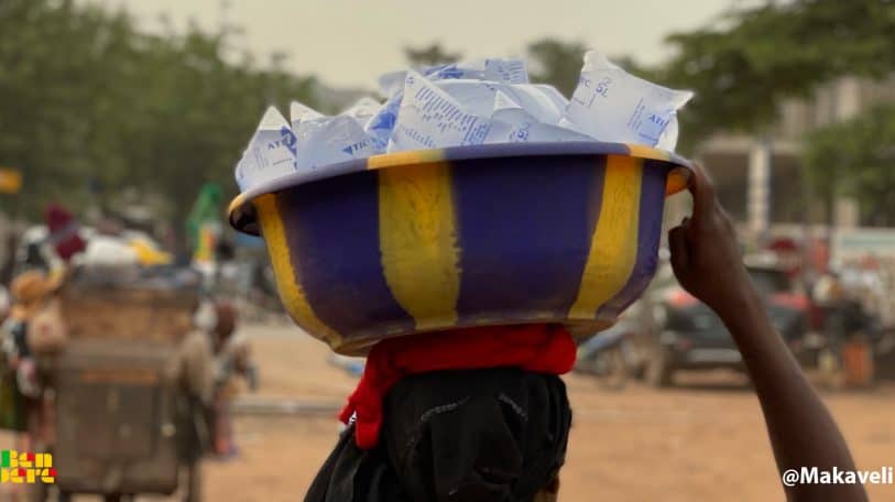 #NeTuonsPasNosFleuves : production et vente d’eau en sachets, un business à encadrer