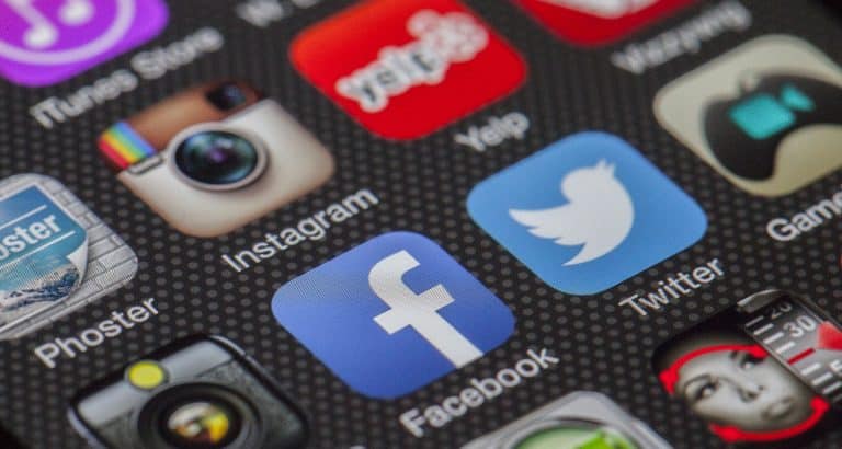 #BenbereVerif : sur les réseaux sociaux, les dangers de la manipulation et de la propagande